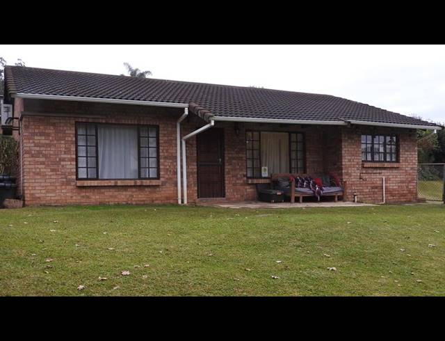 2 BEDROOM APARTMENT TO LET IN MONTROSE